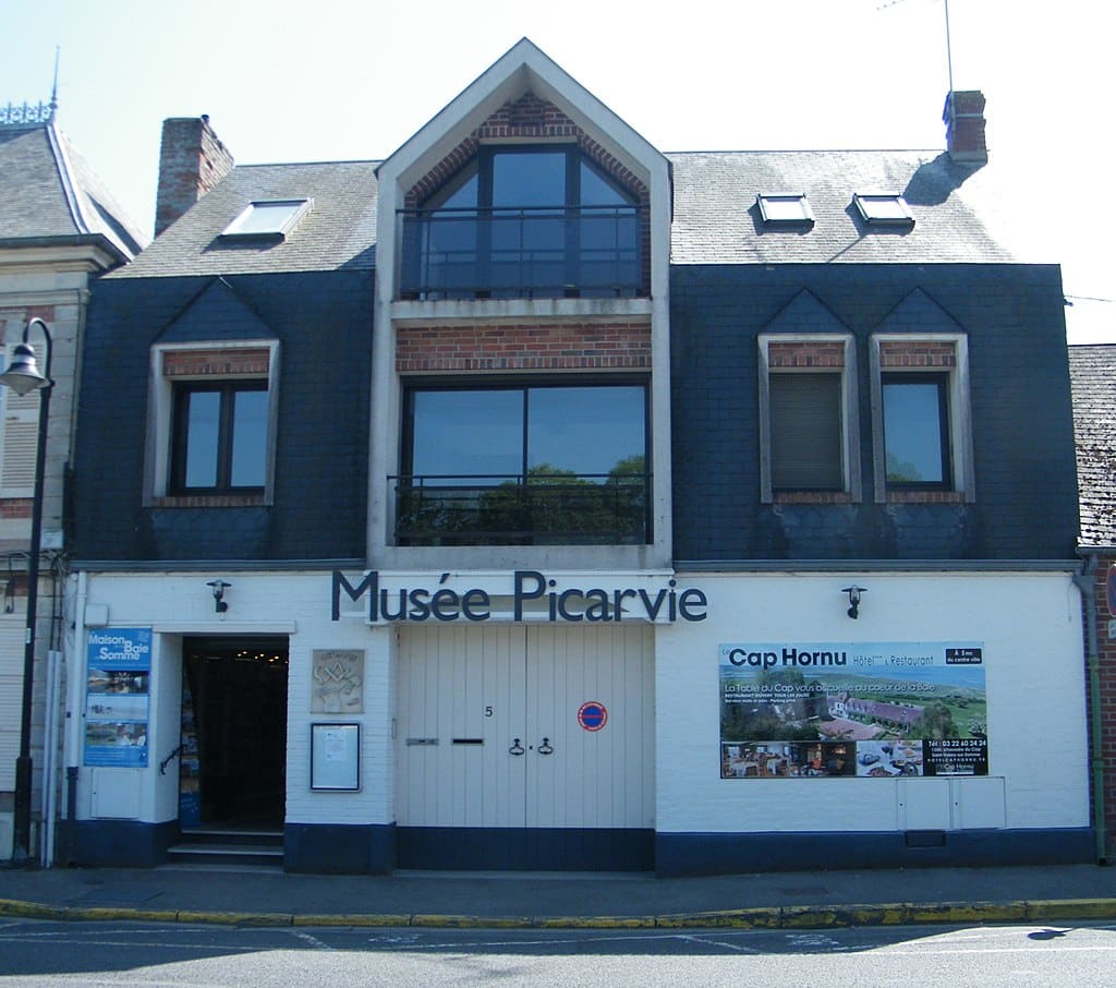 1024px Saint Valery Somme musee Picarvie